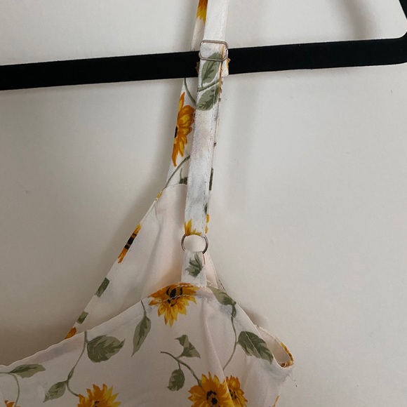 Sunflower Tank - Picture 5 of 5